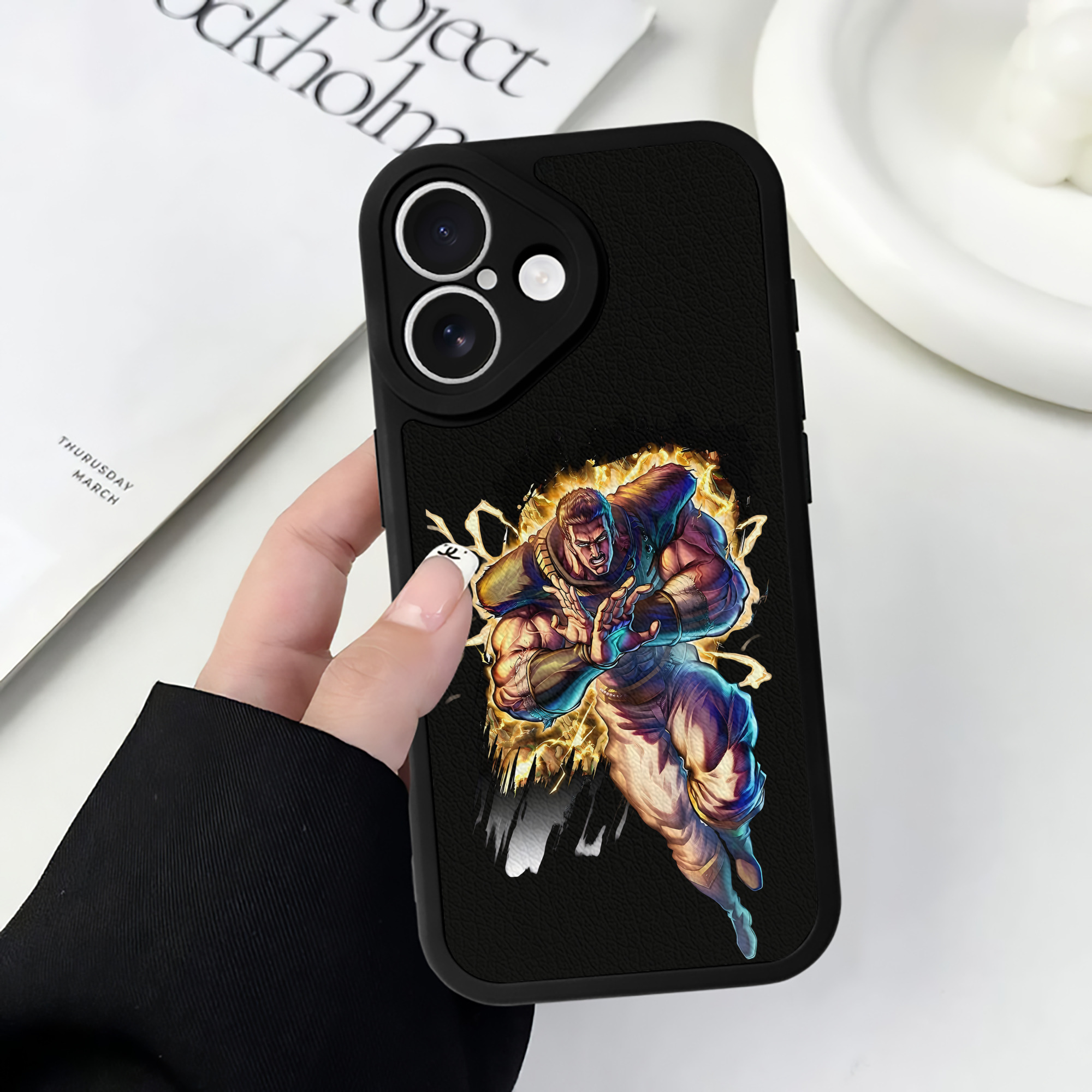 （画像用） 北斗の拳 Fist of the North Star 【iPhone 16シリーズ対応】シリコンスマホケース（レザー調） 材質：シリコン